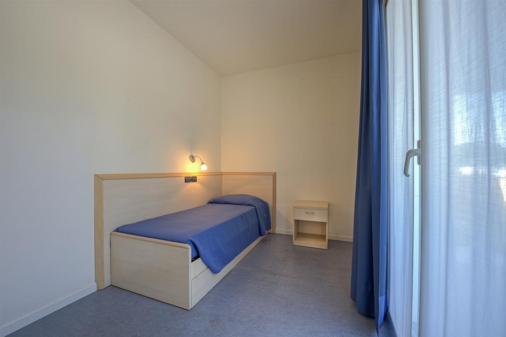 Hotel Minerva Lignano Sabbiadoro Buitenkant foto